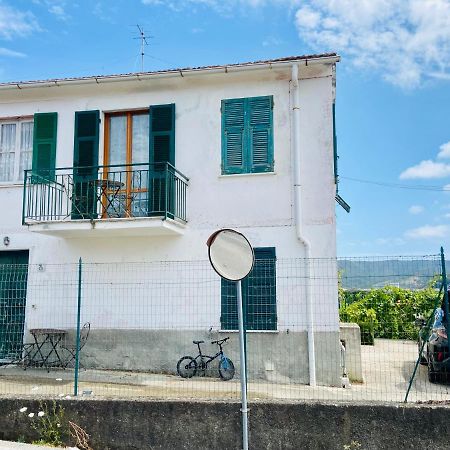 Casa Sbollazza Con Parcheggio E Vicina Al Parco Citra:010059-Lt-1207 Apartment Сестри Леванте Екстериор снимка
